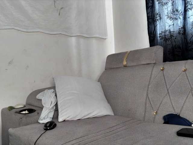 Sexydianaa25 live cam on BongaCams