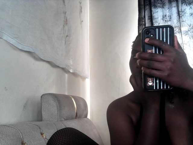 Sexydianaa25 live cam on BongaCams