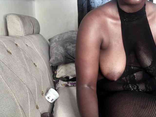 Sexydianaa25 webcam