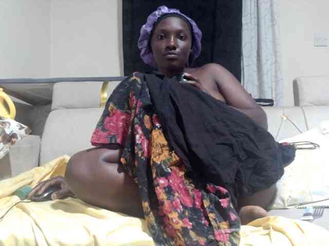 Sexydianaa25 webcam