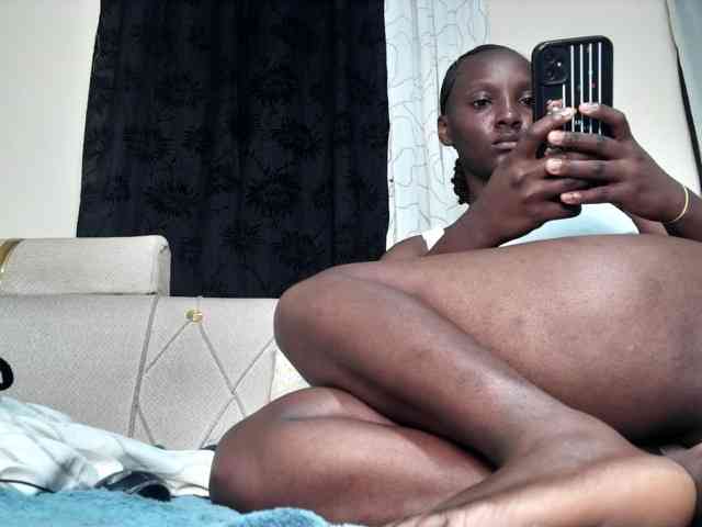 Sexydianaa25 webcam