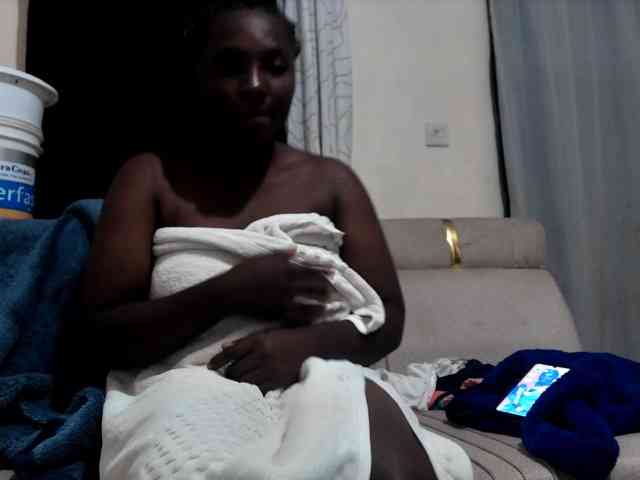Sexydianaa25 webcam