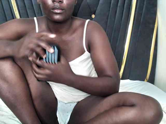 Sexydianaa25 webcam