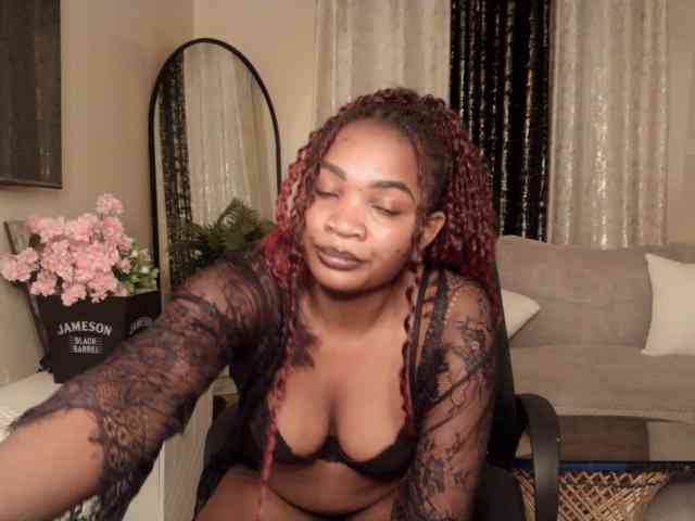 Sexydianaa25 webcam
