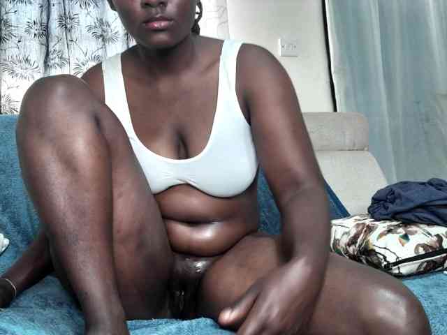 Sexydianaa25 webcam