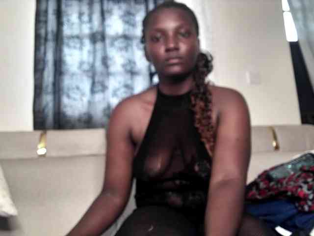 Sexydianaa25 webcam