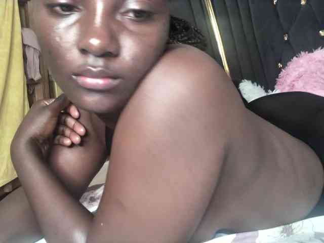 Sexydianaa25 webcam