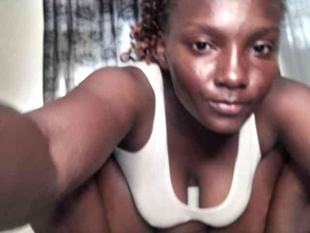 Sexydianaa25 webcam