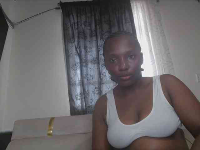 Sexydianaa25 webcam
