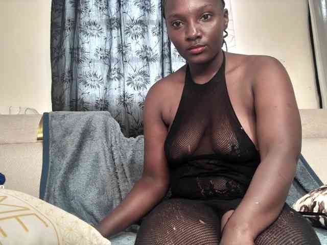 Sexydianaa25 webcam