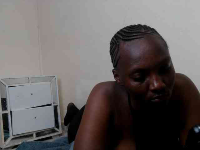 Sexydianaa25 webcam