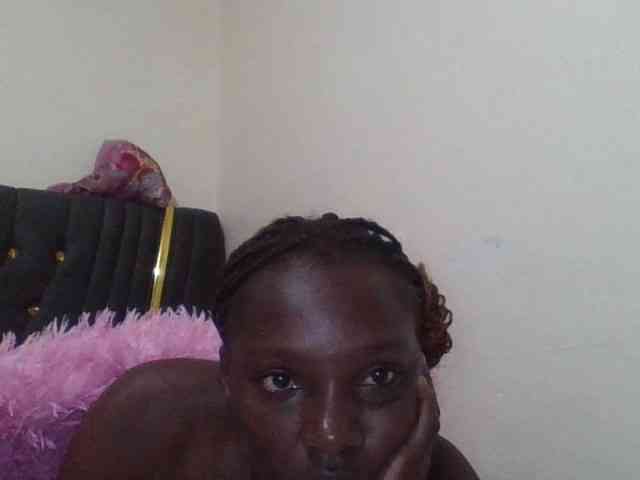 Sexydianaa25 webcam