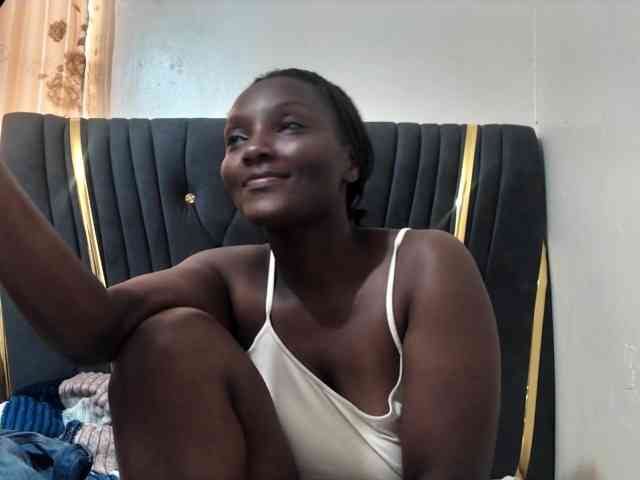 Sexydianaa25 webcam