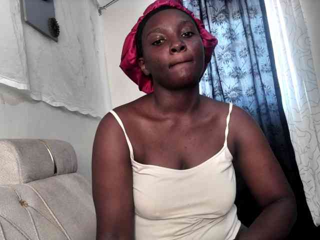 Sexydianaa25 webcam
