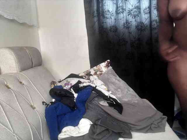 Sexydianaa25 webcam