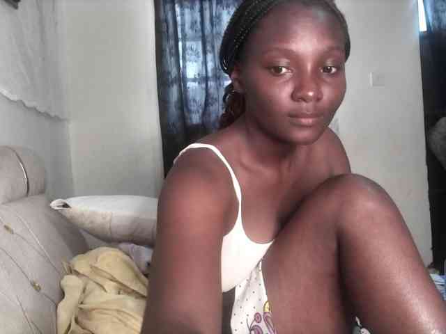 Sexydianaa25 webcam