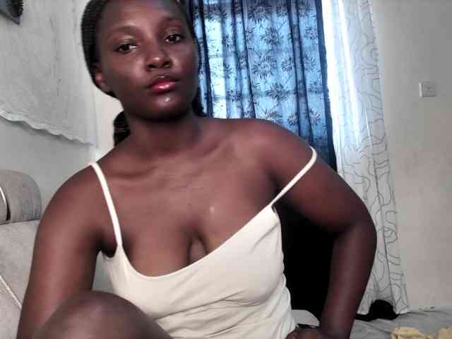 Sexydianaa25 webcam