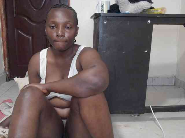 Sexydianaa25 webcam