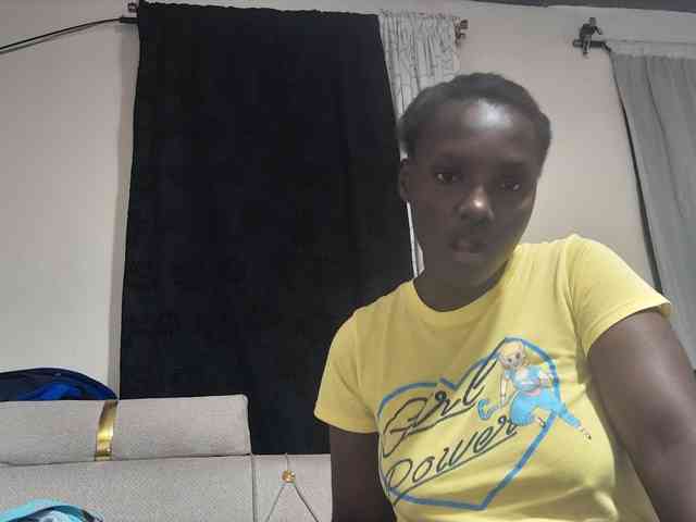Sexydianaa25 webcam