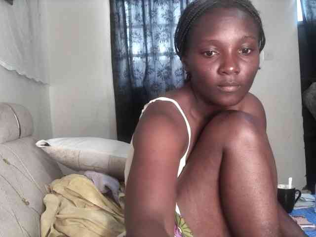 Sexydianaa25 webcam