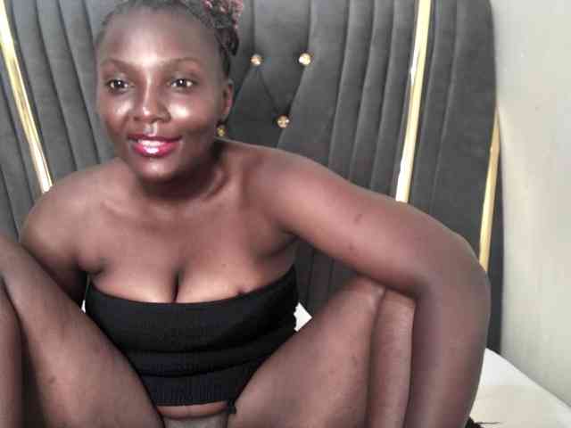 Sexydianaa25 webcam