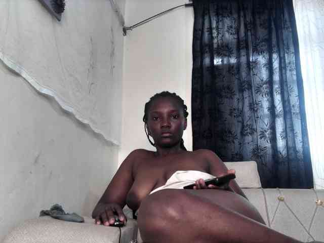 Sexydianaa25 webcam