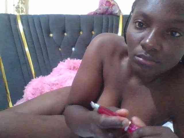 Sexydianaa25 webcam