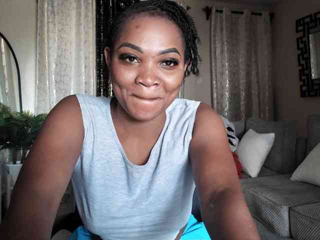 Sexydianaa25 webcam