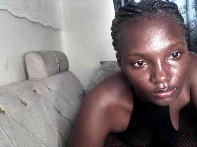 Sexydianaa25 webcam