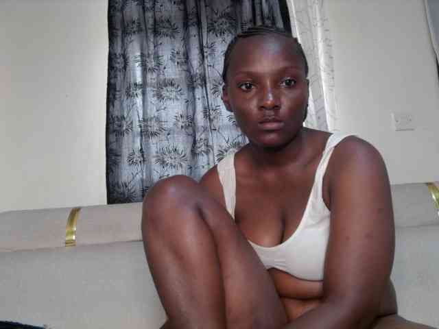 Sexydianaa25 webcam