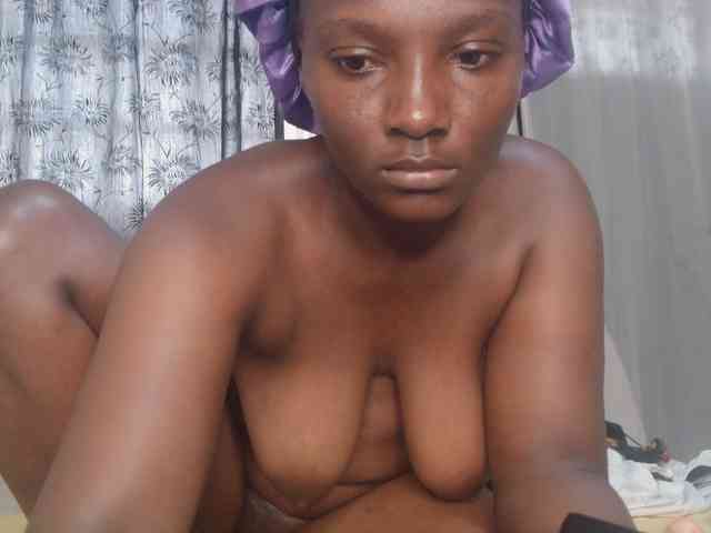 Sexydianaa25 webcam
