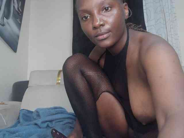 Sexydianaa25 webcam