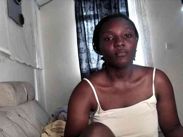 Sexydianaa25 webcam