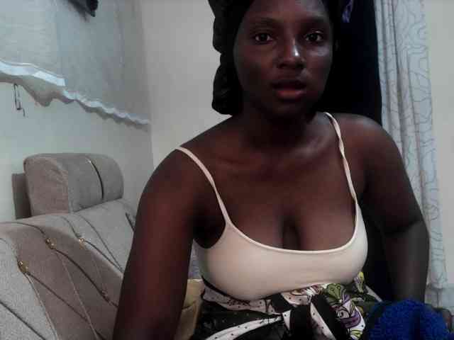 Sexydianaa25 webcam