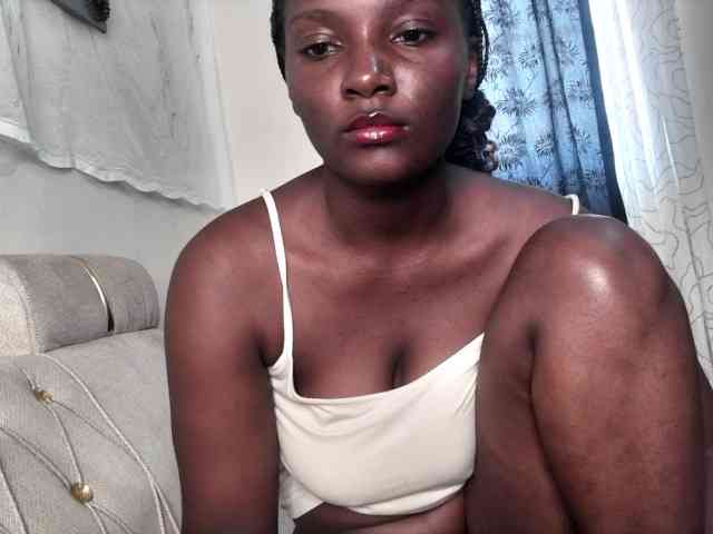 Sexydianaa25 webcam
