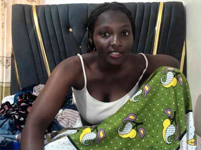 Sexydianaa25 webcam