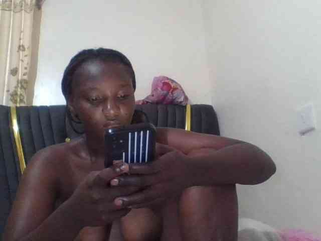 Sexydianaa25 webcam