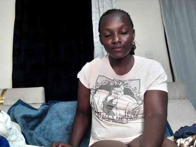 Sexydianaa25 webcam