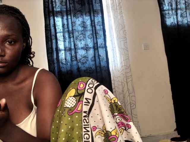 Sexydianaa25 webcam