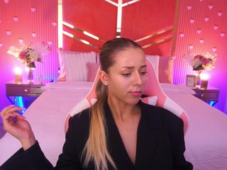 LoveeDove Porn Show