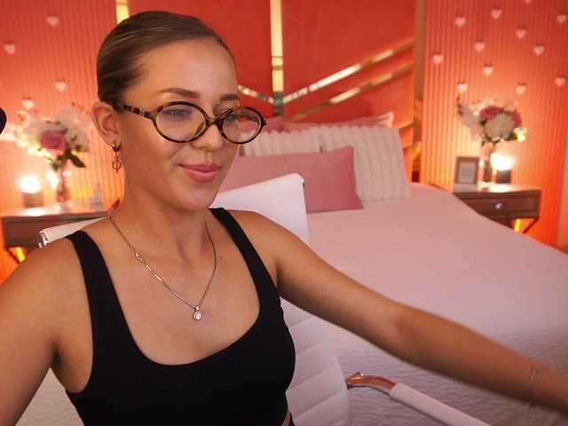 LoveeDove live cam on BongaCams