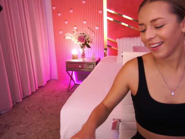 LoveeDove live cam on BongaCams