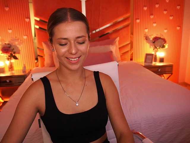 LoveeDove live cam on BongaCams