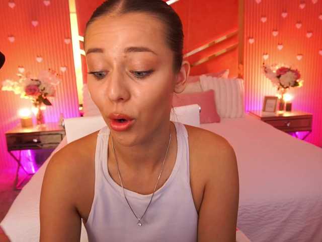 LoveeDove live cam on BongaCams
