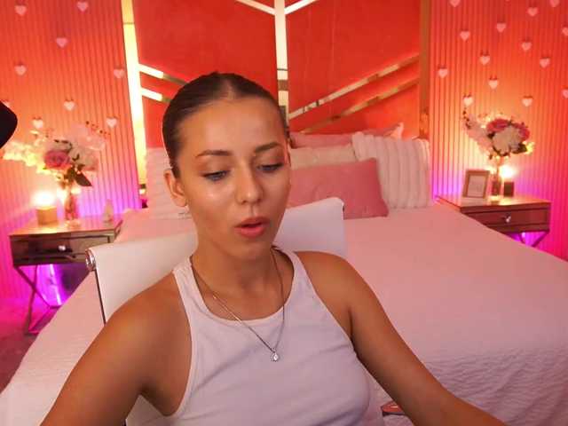 LoveeDove live cam on BongaCams