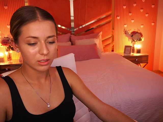 LoveeDove live cam on BongaCams