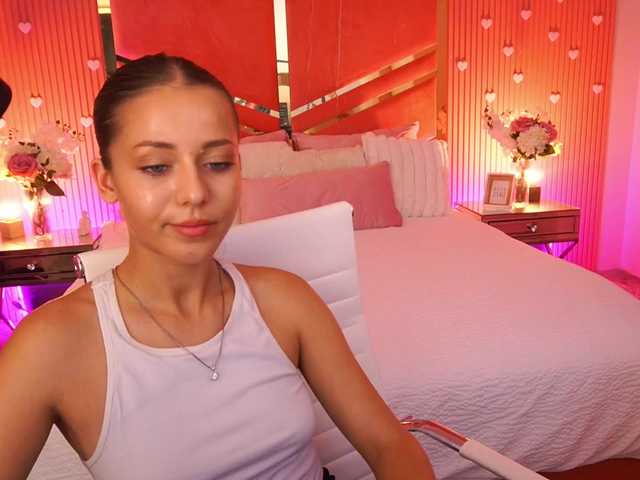 LoveeDove live cam on BongaCams