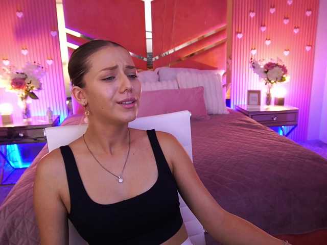 LoveeDove live cam on BongaCams