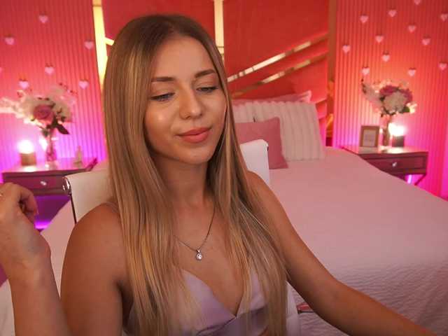 LoveeDove live cam on BongaCams