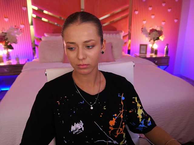 LoveeDove live cam on BongaCams